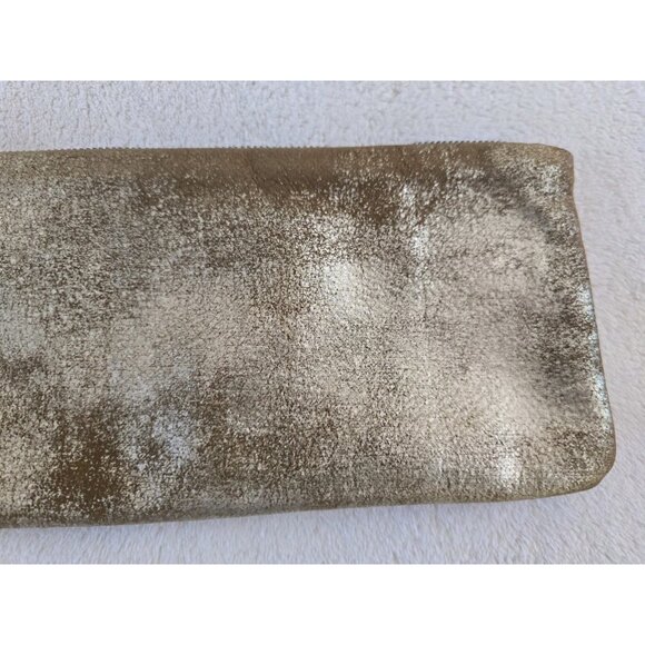 Rough and Tumble Cash Pack Wristlet Bag Leather Distressed Silver - Picture 5 of 7